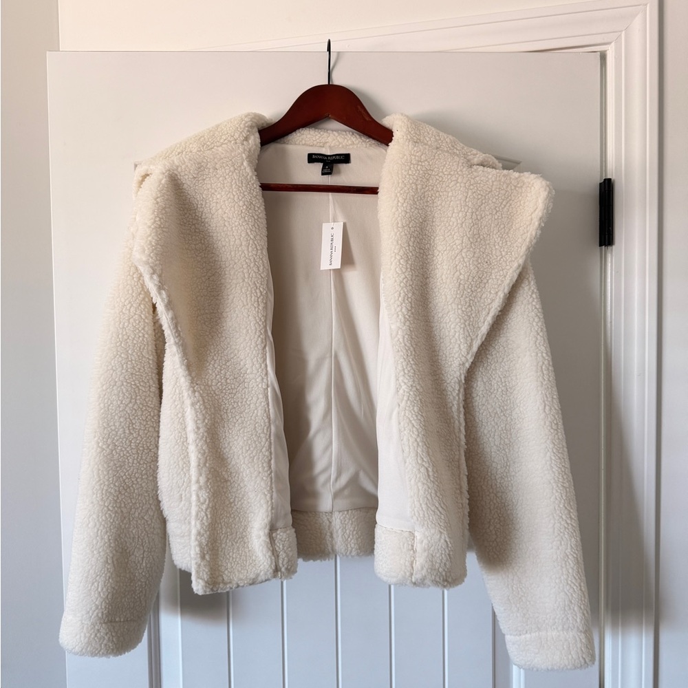 Banana Republic Cream Sherpa Jacket, NWT - Picture 2 of 3